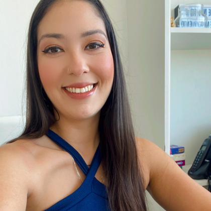Izabella Azeredo no consultório em São Gonçalo